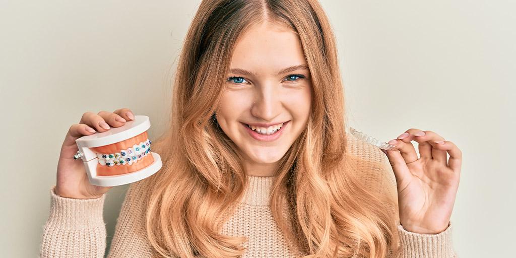 Clear Aligners vs. Traditional Braces: The Best Choice for Adults